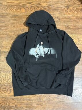 Black Billie eilish hoodie
